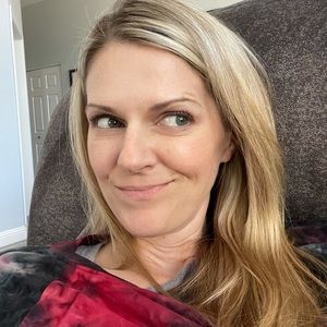 Meet your Posher, Sabrina